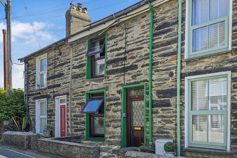 Penlan Terrace, Penrhyndeudraeth 2 bed house for sale