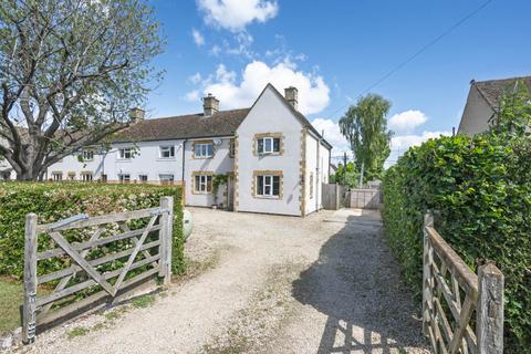 Butlers Road, Long Compton 4 bed end of terrace house for sale