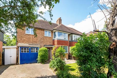 Auckland Road, Crystal Palace... 3 bed semi