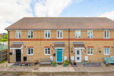 Columbine Close, Whitstable 2 bed terraced house for sale
