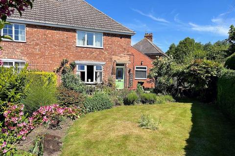 Selby Road, Holme