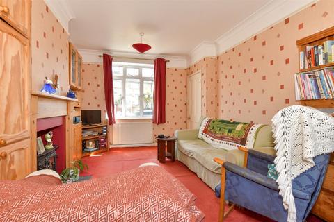 Dale Road, Rochester, Kent 3 bed semi
