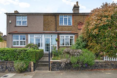 Green Lane, Chislehurst 2 bed terraced house for sale