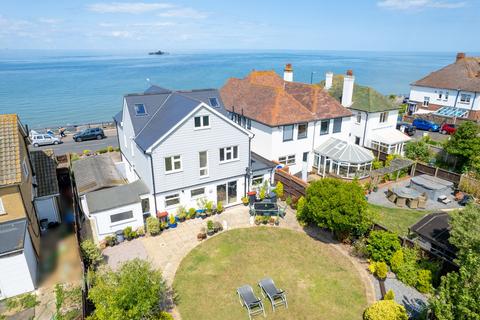 Western Esplanade, Herne Bay, CT6 4 bed detached house for sale