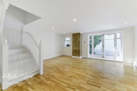The Duplex, Alkham Road, London N16 2 bed flat for sale