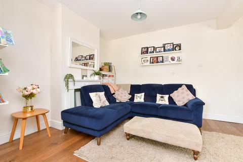 Diceland Road, Banstead SM7 3 bed semi