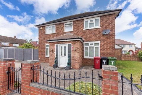 Fox Road, Langley SL3 4 bed semi