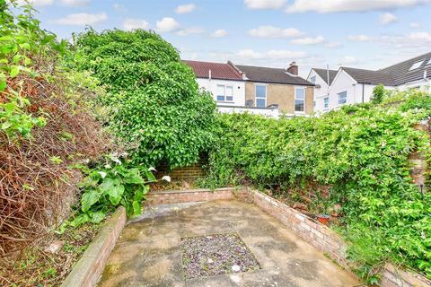 Wainscott Road, Southsea, Hampshire 2 bed terraced house for sale