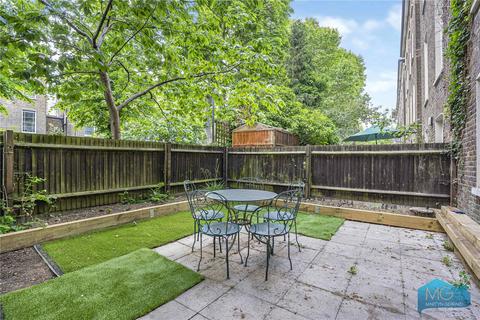 Oxford Road, London, NW6 3 bed apartment for sale