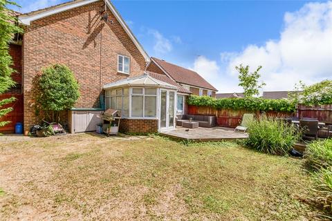 Discovery Road, Maidstone ME15 4 bed detached house for sale