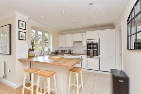 Rooks View, Bobbing, Sittingbourne, Kent 5 bed detached house for sale