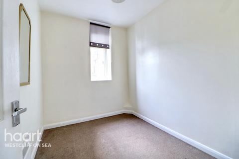Hamlet Court Road, Westcliff