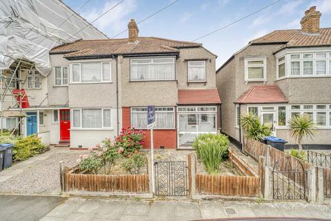 Hassocks Road, London 3 bed terraced house for sale