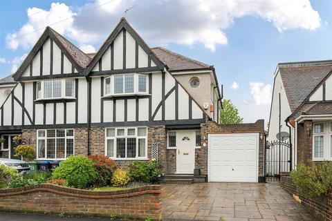 Queens Drive, Surbiton 3 bed semi