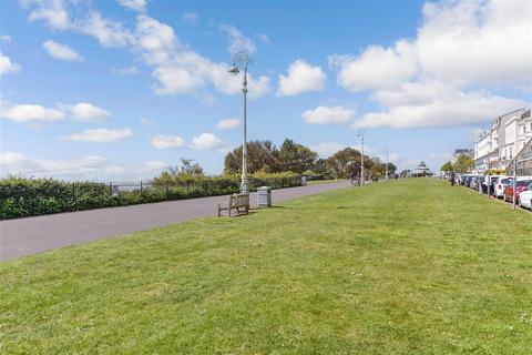 Bouverie Road West, Folkestone, Kent 2 bed mews for sale