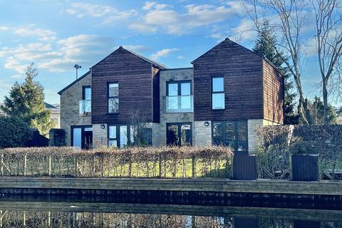 Aldcliffe Yard, Lancaster, LA1 3 bed semi