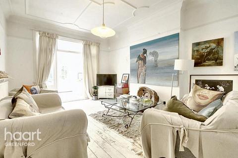 Boileau Road, London 2 bed maisonette for sale