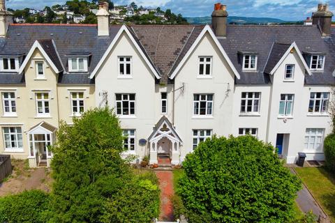 Courtenay Park, Newton Abbot TQ12 2 bed ground floor flat for sale