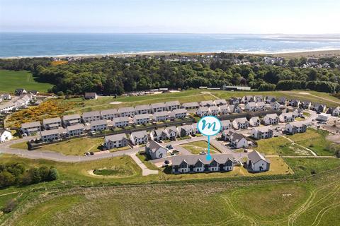 20 Sorley Avenue, Dornoch, Sutherland... 2 bed flat for sale