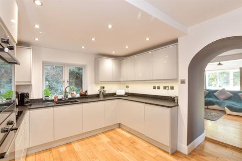 Hartley Bottom Road, Longfield DA3 5 bed detached house for sale