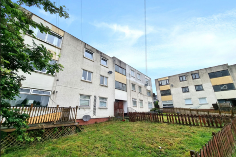 Gartcraig Road, Glasgow G33 3 bed apartment for sale