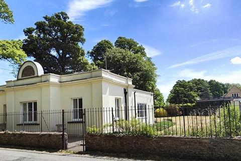 Holnest, Sherborne 3 bed detached bungalow for sale