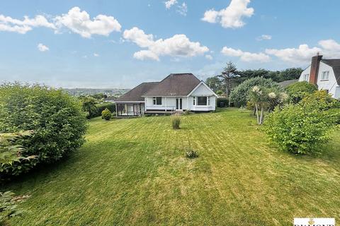 Mayfair, Tiverton, EX16 2 bed detached bungalow for sale