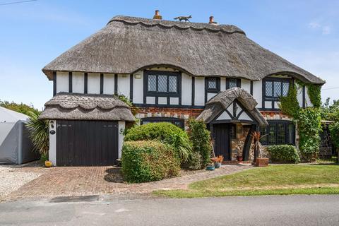 Ursula Avenue, Chichester, PO20 3 bed detached house for sale