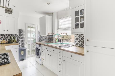Knox Road, Wellingborough NN8 1QB 3 bed terraced house for sale