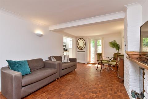 Highview Avenue South, Brighton, East... 2 bed cottage for sale