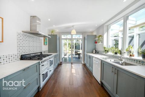 Barry Road, London 5 bed townhouse for sale