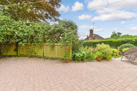 The Green, Woodchurch, Ashford, Kent 5 bed detached house for sale