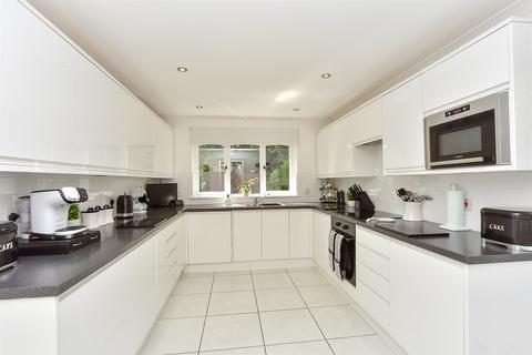 Lullingstone Close, Hempstead... 4 bed detached house for sale