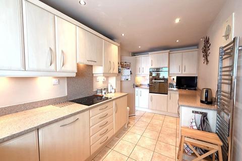 Smoke Lane, Reigate RH2 3 bed detached house for sale