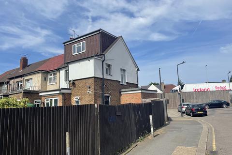 North Circular Road, London NW10 3 bed maisonette for sale