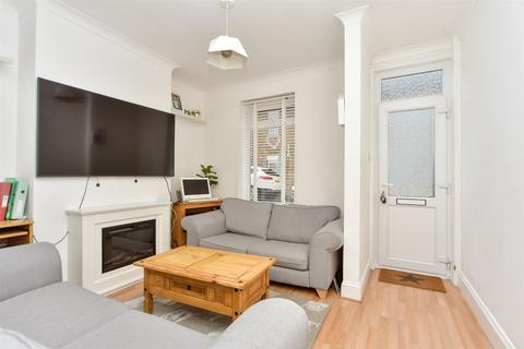 Clyde Street, Sheerness ME12 2 bed terraced house for sale
