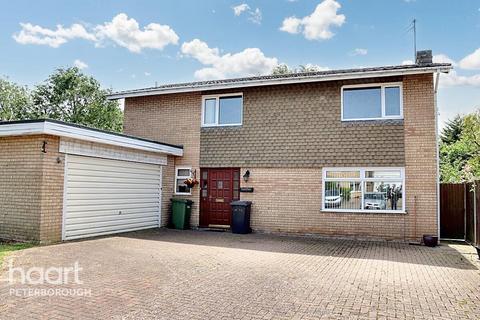 Mickle Gate, Longthorpe 4 bed detached house for sale