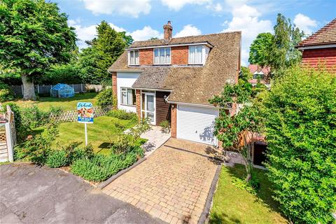 Cheshunt Close, Meopham DA13 3 bed detached house for sale