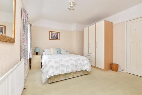 Chaucer Road, Dover CT15 3 bed end of terrace house for sale