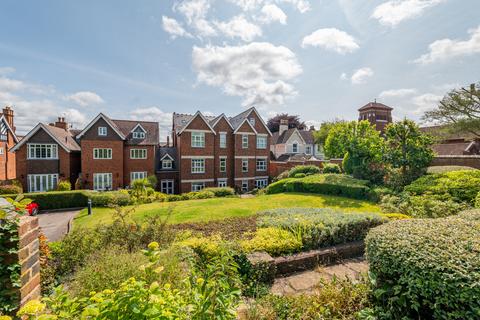 Lichfield Road, Sutton Coldfield, B74 3 bed apartment for sale