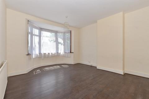 Billet Road, Walthamstow 3 bed maisonette for sale