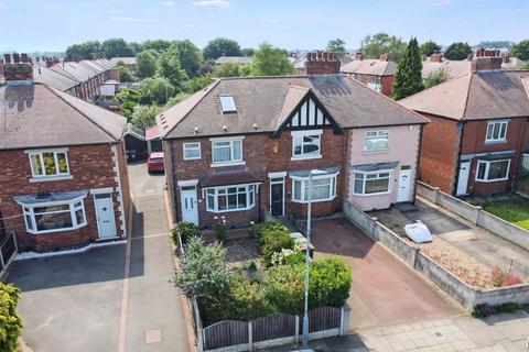 Meadow Road, Beeston, Nottingham 4 bed house for sale