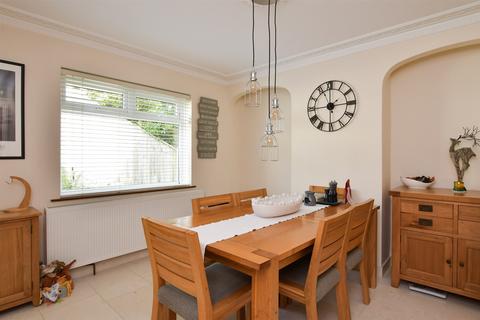 Mackie Avenue, Brighton BN1 4 bed semi