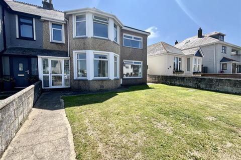 Pentire Avenue, Newquay TR7 4 bed semi