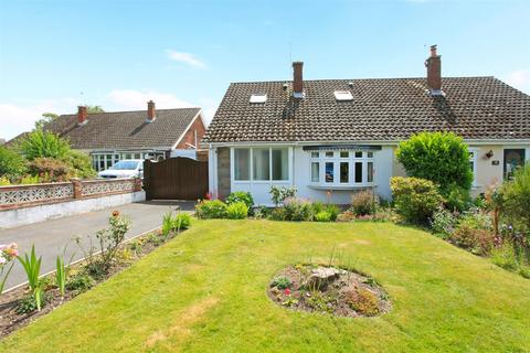 Barnmeadow Close, Newport 3 bed semi