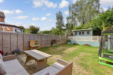 Linden Road, Maidstone ME17 3 bed semi