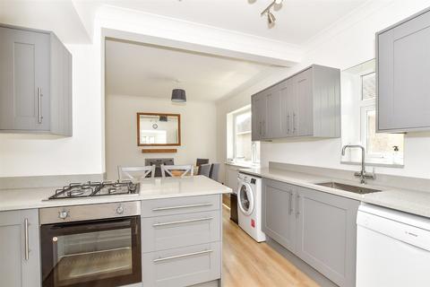 Seaway Gardens, St Mary's Bay, Romney... 2 bed detached bungalow for sale