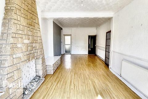High Street, Caerphilly 3 bed terraced house for sale