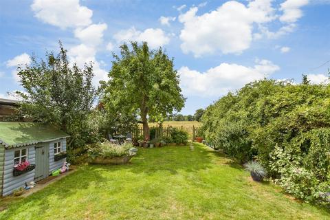Hitchings Way, Reigate, Surrey 3 bed semi