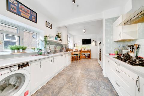 Brighton Road, Purley, CR8 4HD 6 bed semi